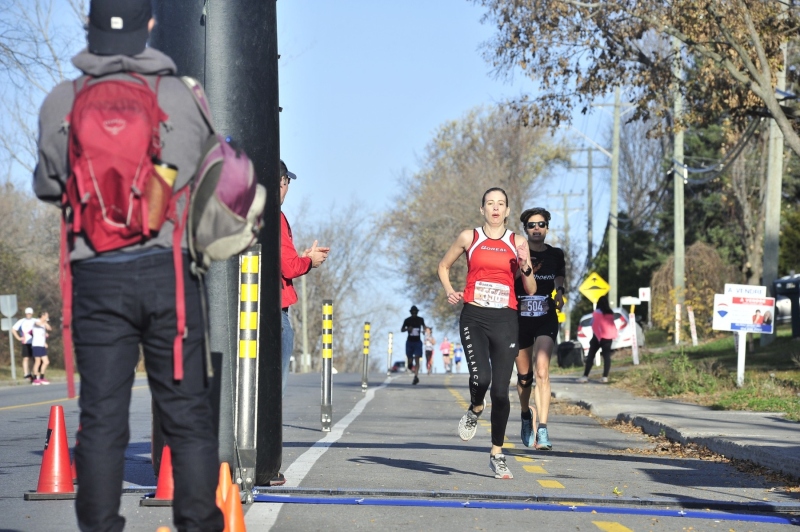 Anna-Paula-from-Boreal-at-the-Course-Boreal-xcountry-race-2022