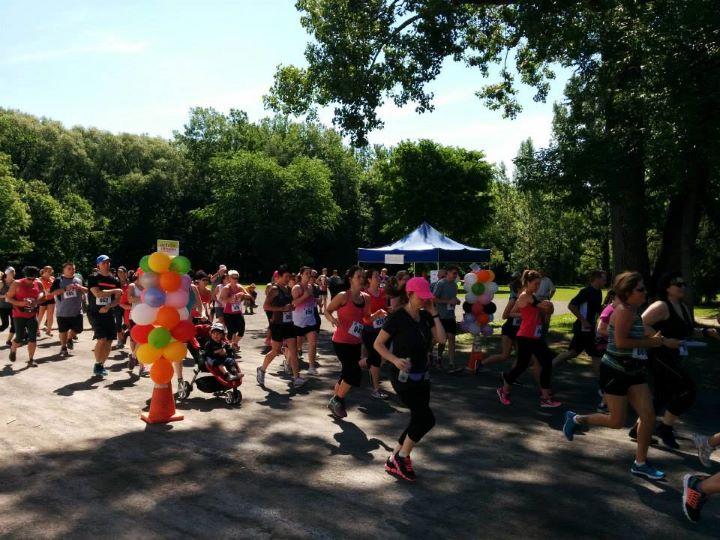 Courir avec son enfant